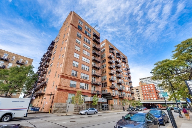 500 S Clinton Street 251