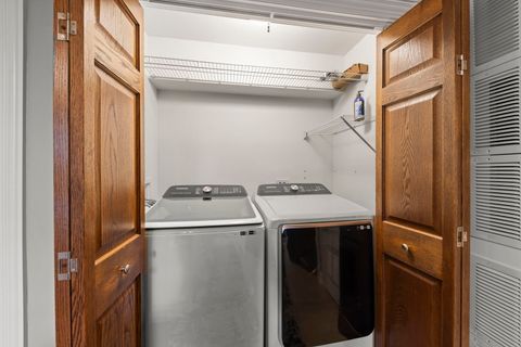 Tiny photo for 11S471 Rachael Court, Willowbrook, IL 60527 (MLS # 12708107)