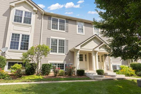 Photo of 11S471 Rachael Court, Willowbrook, IL 60527 (MLS # 12708107)