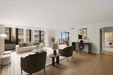 Tiny photo for 1420 Sheridan Road #3i, Wilmette, IL 60091 (MLS # 12729317)