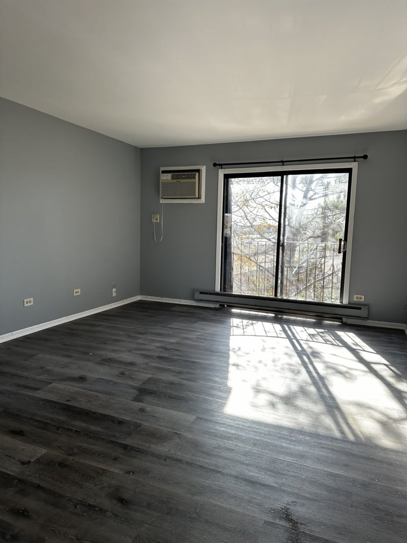 190 S Waters Edge Drive 302