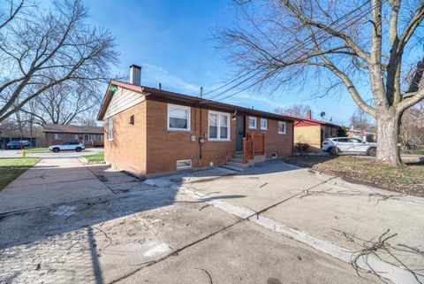 Tiny photo for 353 W Hickory Street, Chicago Heights, IL 60411 (MLS # 12604612)