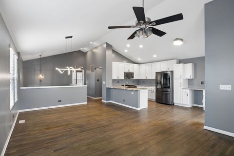 Tiny photo for 460 Valentine Way, Oswego, IL 60543 (MLS # 12575266)