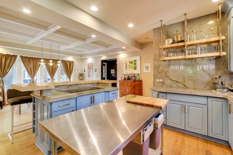 Tiny photo for 823 Jackson Avenue, River Forest, IL 60305 (MLS # 12504862)