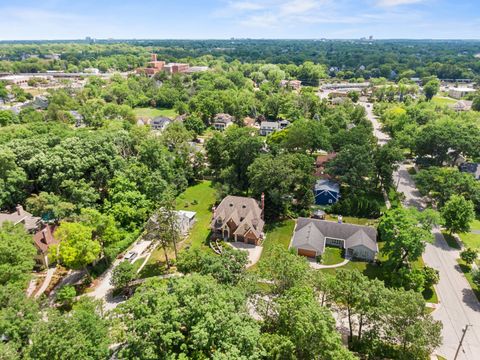 Tiny photo for 369 W Grove Street, Lombard, IL 60148 (MLS # 12597270)