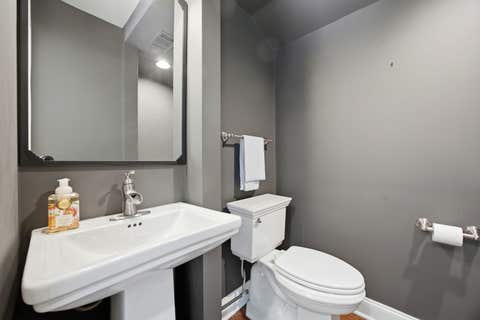 Tiny photo for 606 5th Street #606, Wilmette, IL 60091 (MLS # 12720597)