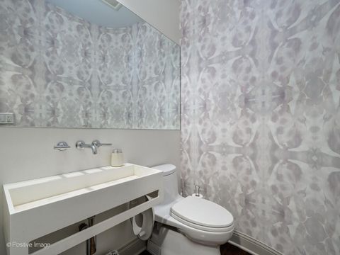 Tiny photo for 2250 N WAYNE Avenue, Chicago, IL 60614 (MLS # 12599438)