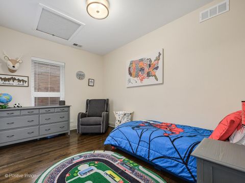 Tiny photo for 2250 N WAYNE Avenue, Chicago, IL 60614 (MLS # 12599438)