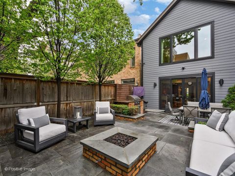 Tiny photo for 2250 N WAYNE Avenue, Chicago, IL 60614 (MLS # 12599438)