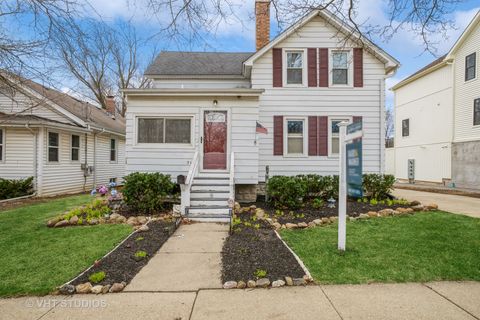 319 NORTH Avenue Libertyville IL 60048