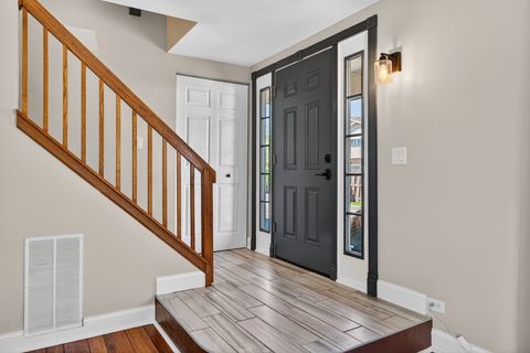 Tiny photo for 3S082 Timber Drive #7B, Warrenville, IL 60555 (MLS # 12632648)