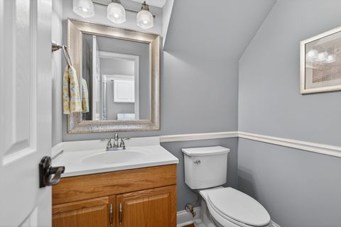 Tiny photo for 3S082 Timber Drive #7B, Warrenville, IL 60555 (MLS # 12632648)