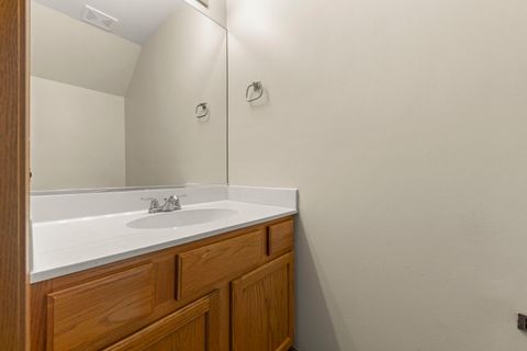Tiny photo for 694 N Tamarac Boulevard, Addison, IL 60101 (MLS # 12607292)