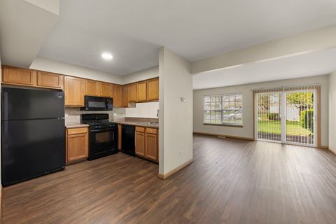 Tiny photo for 694 N Tamarac Boulevard, Addison, IL 60101 (MLS # 12607292)