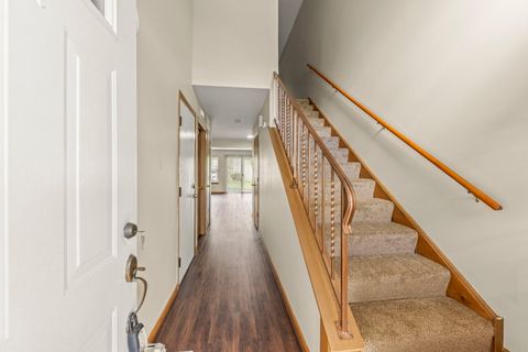Tiny photo for 694 N Tamarac Boulevard, Addison, IL 60101 (MLS # 12607292)