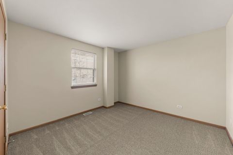 Tiny photo for 694 N Tamarac Boulevard, Addison, IL 60101 (MLS # 12607292)