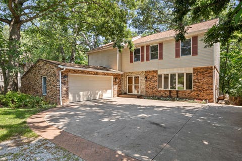 Tiny photo for 1919 Terrace Court, Davenport, IA 52802 (MLS # 12688241)