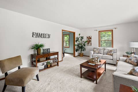 Tiny photo for 1919 Terrace Court, Davenport, IA 52802 (MLS # 12688241)