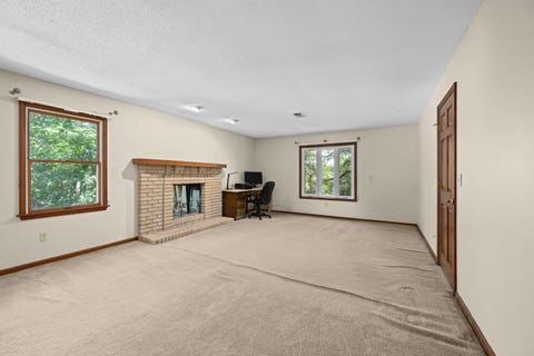 Tiny photo for 1919 Terrace Court, Davenport, IA 52802 (MLS # 12688241)