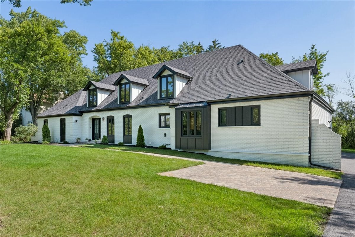 1975 Sunset Ridge Road