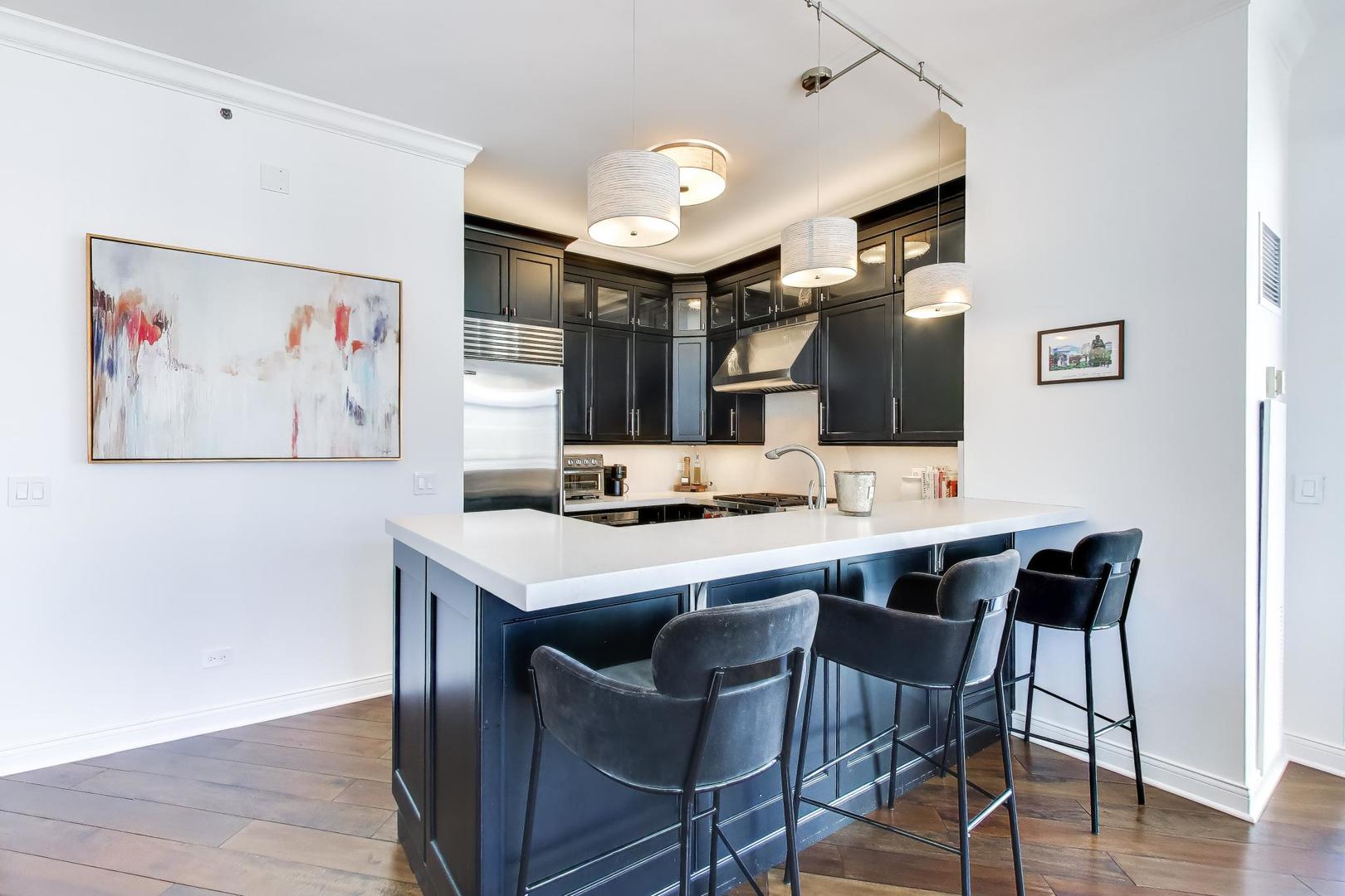 340 W SUPERIOR Street 1501