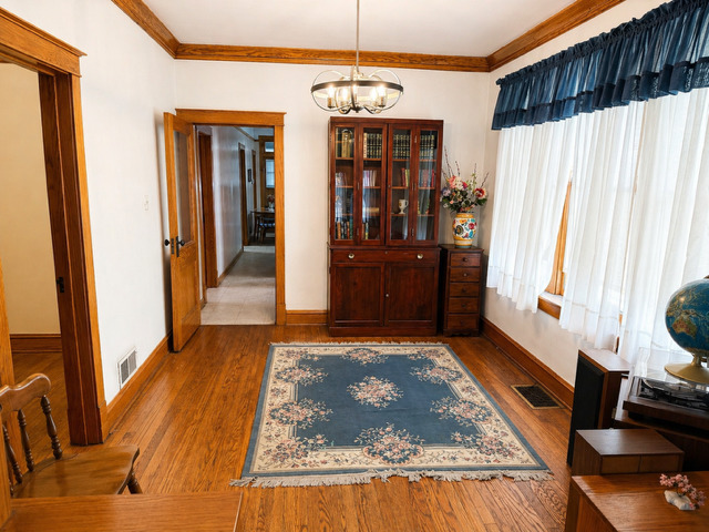 3024 W 40th Place