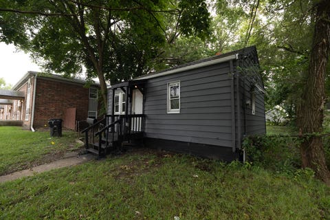 Tiny photo for 928 W Front Street, Bloomington, IL 61701 (MLS # 12726503)