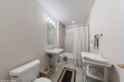 Tiny photo for 57 E Delaware Place #2403, Chicago, IL 60611 (MLS # 12498962)