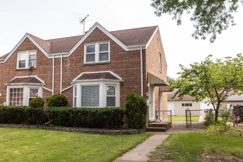 7817 W Balmoral Avenue Chicago IL 60656