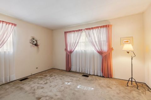 Tiny photo for 3602 Falcon Court S, Rolling Meadows, IL 60008 (MLS # 12478913)