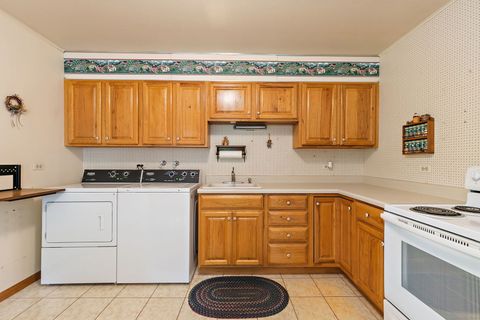 Tiny photo for 3602 Falcon Court S, Rolling Meadows, IL 60008 (MLS # 12478913)