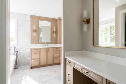 Tiny photo for 900 S Colfax Avenue, Elmhurst, IL 60126 (MLS # 12533052)