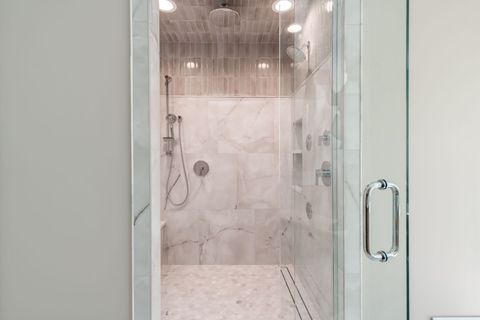 Tiny photo for 900 S Colfax Avenue, Elmhurst, IL 60126 (MLS # 12533052)