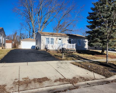 110 Cedar Circle Streamwood IL 60107