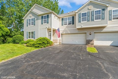 631 Bridle Court 631 Lakemoor IL 60051