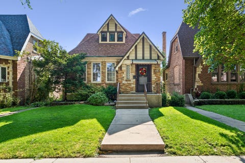 Photo of 3317 N Rutherford Avenue, Chicago, IL 60634 (MLS # 12719003)