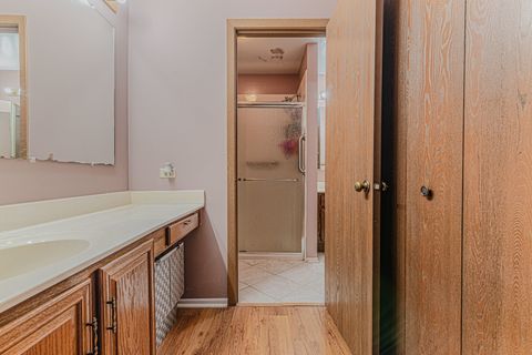 Tiny photo for 5 Creekside Circle #B, Elgin, IL 60123 (MLS # 12504281)