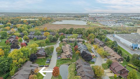 Tiny photo for 5 Creekside Circle #B, Elgin, IL 60123 (MLS # 12504281)