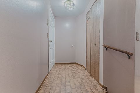 Tiny photo for 5 Creekside Circle #B, Elgin, IL 60123 (MLS # 12504281)