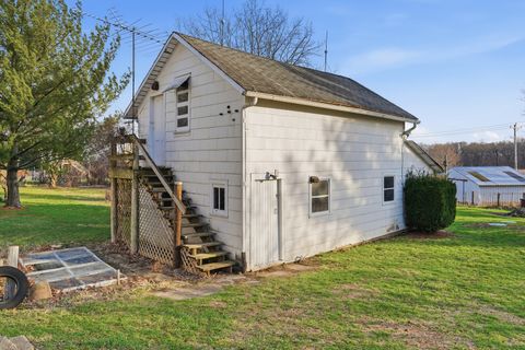 Tiny photo for 599 Palmyra Road, Dixon, IL 61021 (MLS # 12623914)