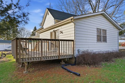 Tiny photo for 599 Palmyra Road, Dixon, IL 61021 (MLS # 12623914)