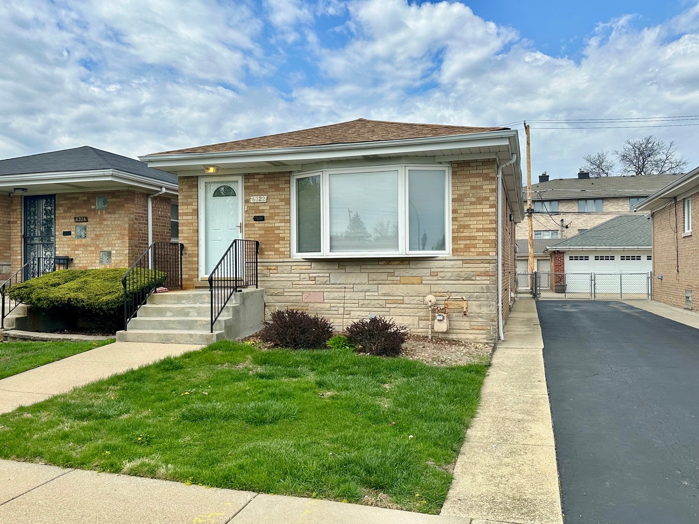 6322 W 63RD Place