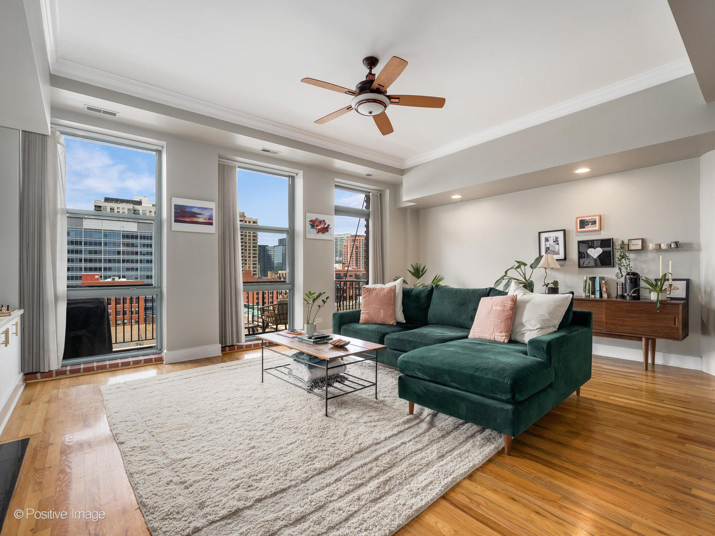 165 N CANAL Street 903