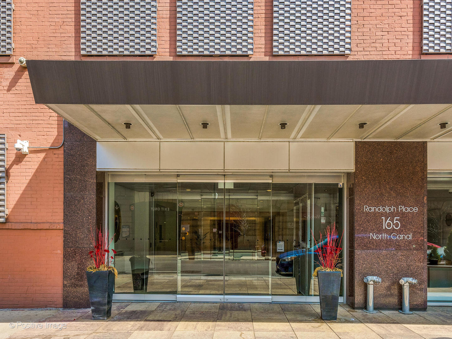 165 N CANAL Street 903