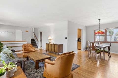 Tiny photo for 329 Tanoak Lane, Naperville, IL 60540 (MLS # 12619798)