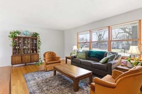 Tiny photo for 329 Tanoak Lane, Naperville, IL 60540 (MLS # 12619798)