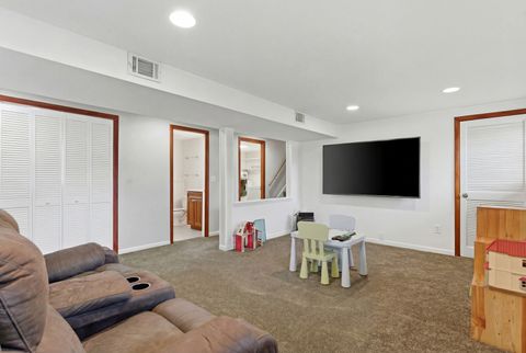 Tiny photo for 329 Tanoak Lane, Naperville, IL 60540 (MLS # 12619798)