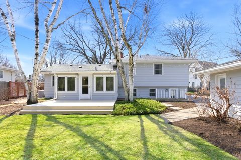 Tiny photo for 329 Tanoak Lane, Naperville, IL 60540 (MLS # 12619798)