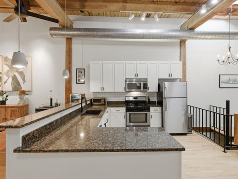 Tiny photo for 2435 N SHEFFIELD Avenue #11, Chicago, IL 60614 (MLS # 12489671)