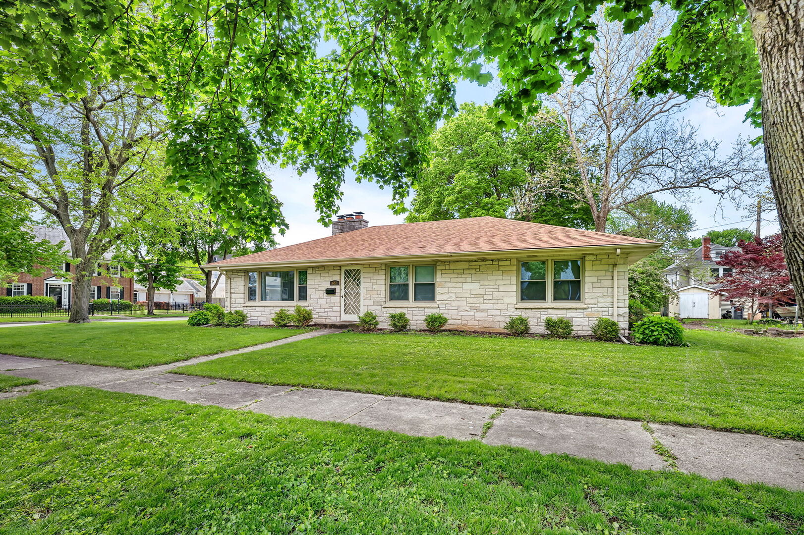 627 E Main Street